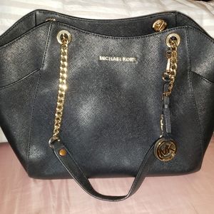 MIcheal Kors Jet Set Tote